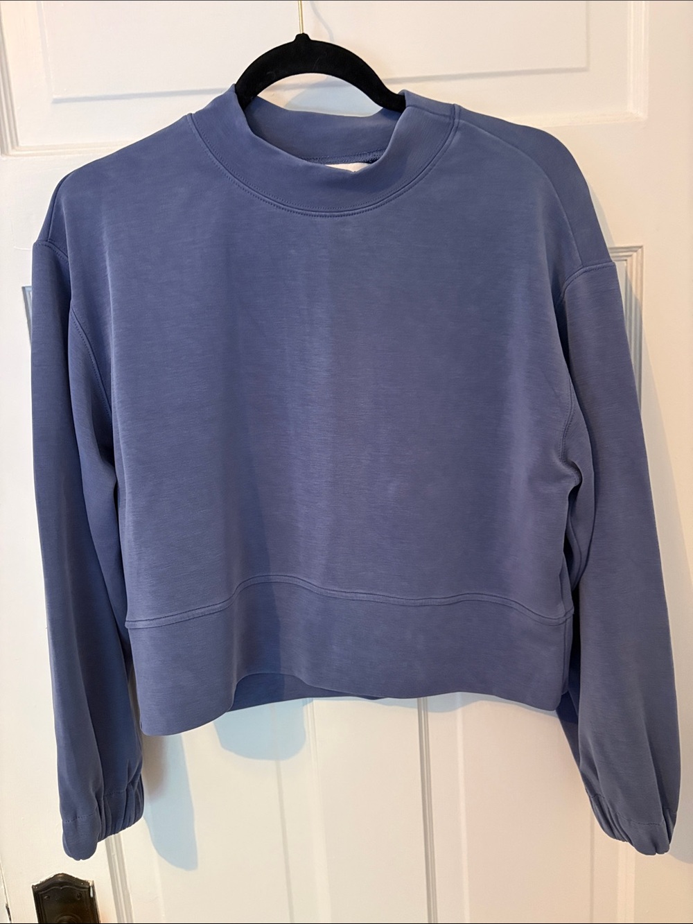 Club Monaco Cropped Boxy Sweatshirt in Dusty Blue